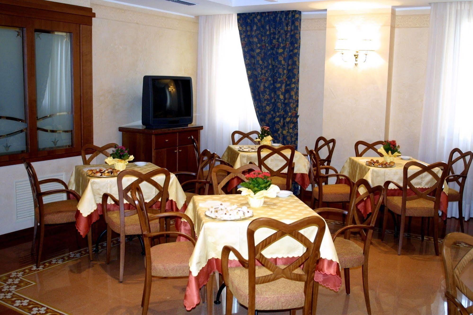 Hotel Antico Masetto Lamporecchio Restaurante foto